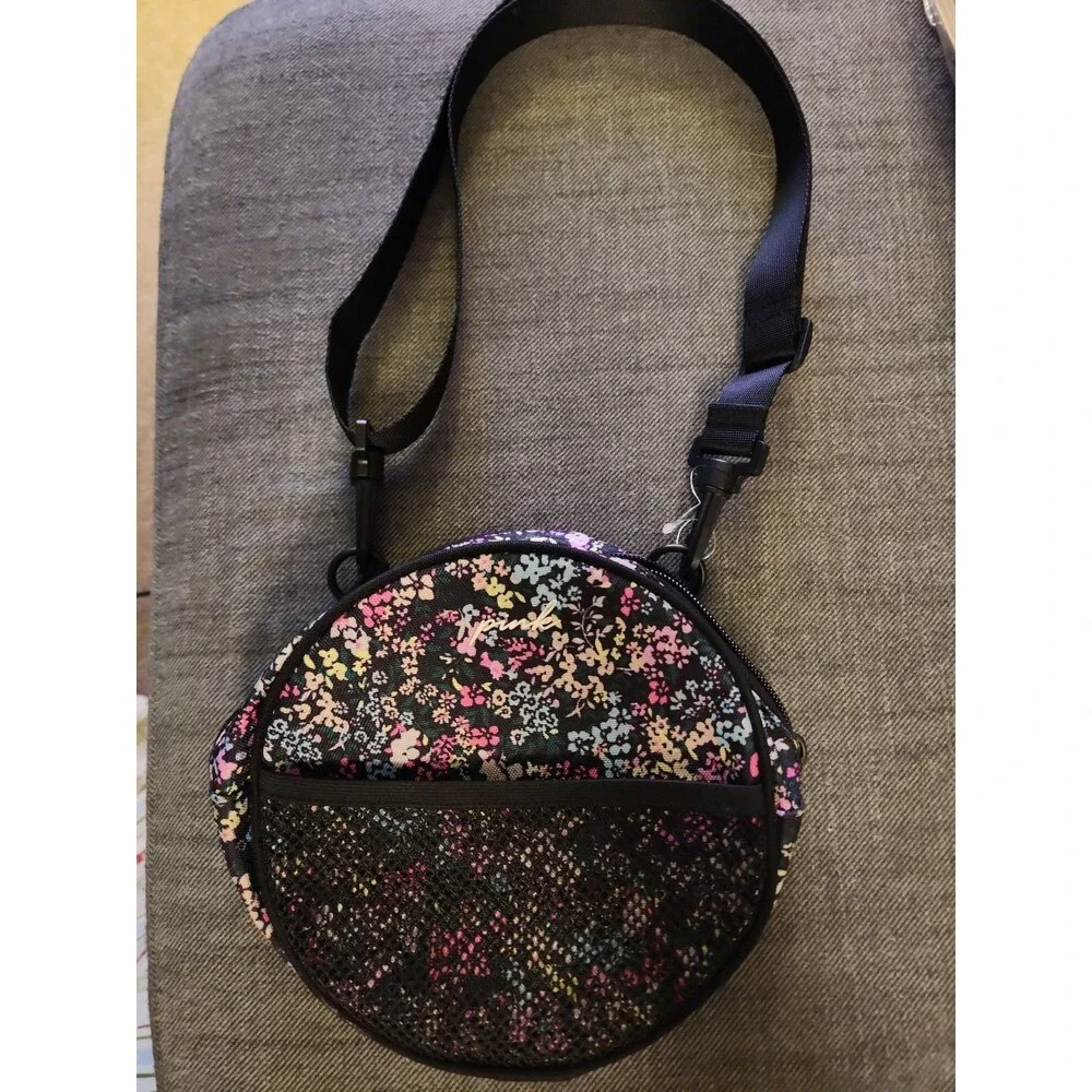 Victoria’s Secret Pink Fanny Pack/Crossbody Bag Purse Convertible